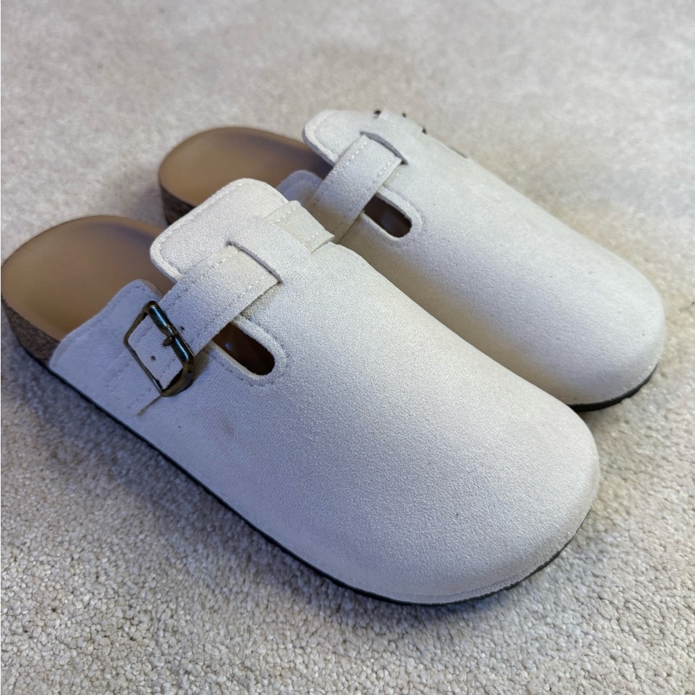 Light Cream Clogs Size 38 - Picture 2 of 8